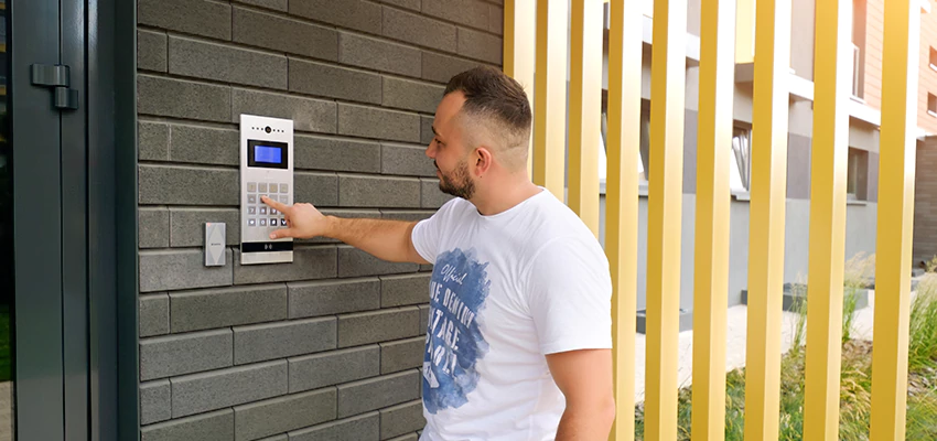 Locksmith Company For Smart Lock System Installation in Santa Paula, California